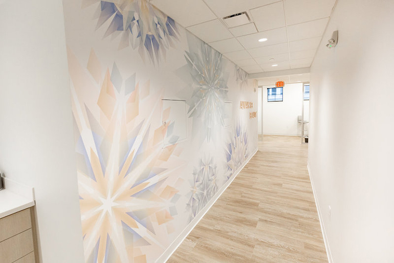 醫(yī)美機構(gòu)形象墻