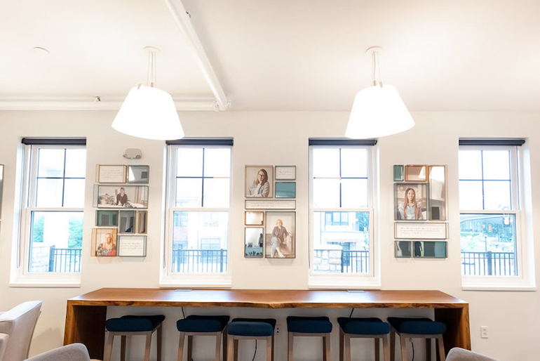 醫(yī)美機構(gòu)形象墻